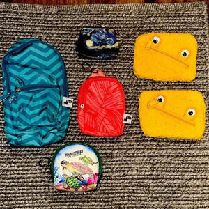 lot OF 6 Small bags assorted sizes